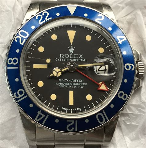 what is the gmt hand on a rolex